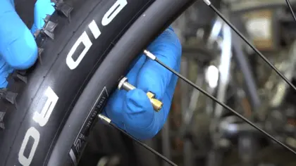 how to inflate bicycle tires with presta valves