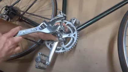 how to remove bike crank without puller