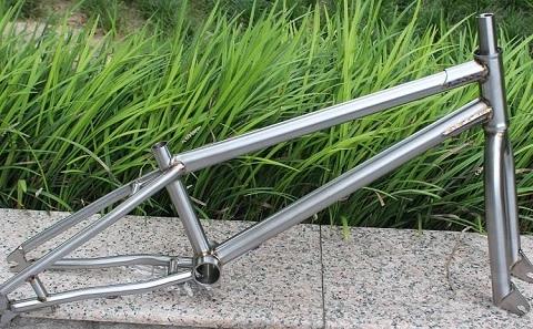 titanium bike frames